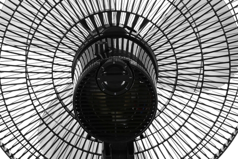 Quạt đứng Midea FS40-18CB Đen