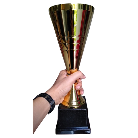 cúp thể thao 2020 mẫu 2055