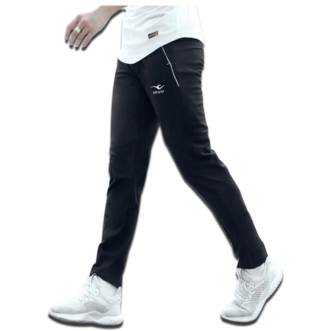 Quần dài thể thao Brave keep and fly