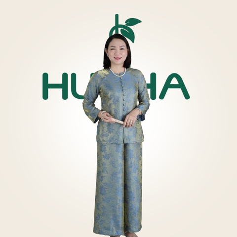 Đồ Bộ Lụa Nha Xá Trung Niên Cao Cấp LT10 – Thiết Kế Cổ Tròn Cài Nút Sang Trọng, Quà Tặng Mẹ Ý Nghĩa | HUY HÀ