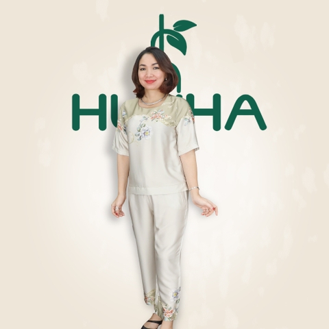 (Mã E208) Đồ bộ trung niên nữ , chất vải lụa tơ tằm , thiết kế áo ngắn tay , cổ tròn , quần 9 tấc