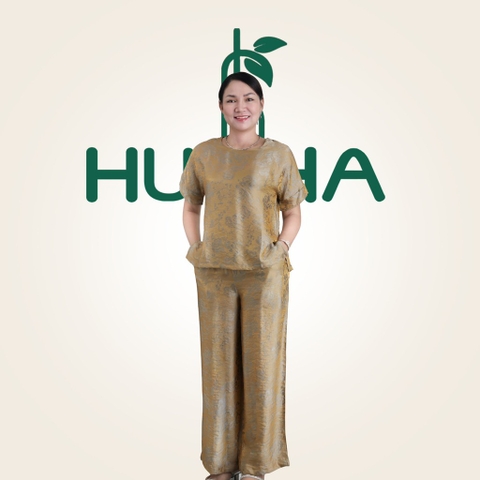 Đồ bộ lụa trung niên LT06 – Bộ lụa tầm Nha Xá cao cấp cho mẹ, mặc nhà sang trọng, quà tặng mẹ ý nghĩa | HUY HÀ