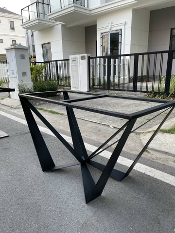 CHÂN BÀN ĂN W SẮT SƠN TĨNH ĐIỆN