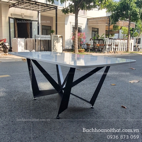 BÀN TRÀ MẶT ĐÁ CHÂN SẮT CẮT CNC - BT94