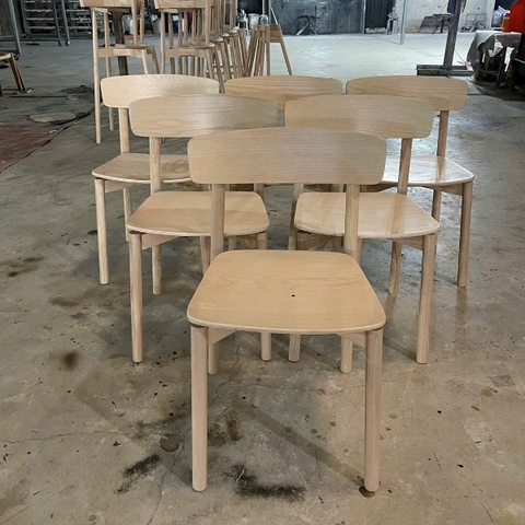 GHẾ CAFE CROSS GỖ TẦN BÌ - GAG99