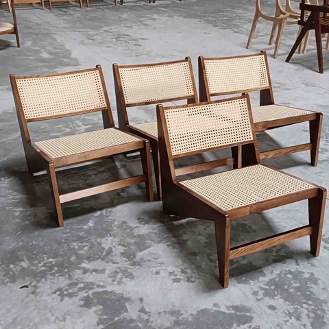 Ghế Kangaroo Đan Mây Gỗ Sồi Sơn Đen GDM17