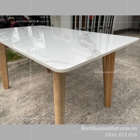 BÀN ĂN HOWARD MẶT ĐÁ CHÂN GỖ