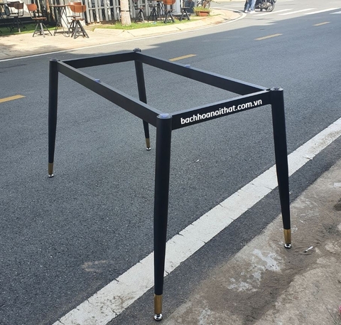 CHÂN BÀN ĂN - CB08