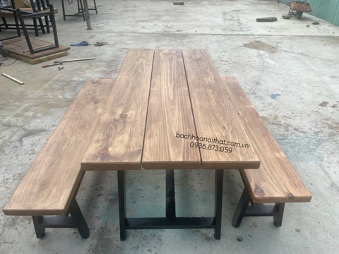 BỘ BÀN GHẾ ĂN GỖ THÔNG CHÂN SẮT