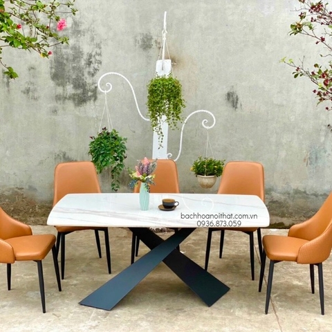 BÀN ĂN ĐẸP GIÁ RẺ MẶT ĐÁ CHÂN SẮT