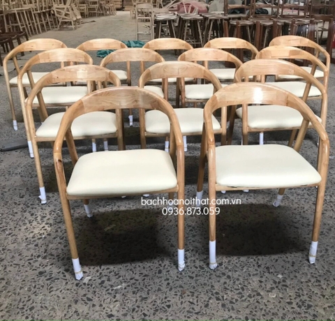 GHẾ NEVA CÓ TAY GỖ TẦN BÌ - GAG19
