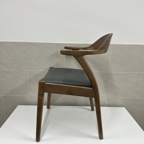 GHẾ HIROSIMA TỰA CONG - GAG53