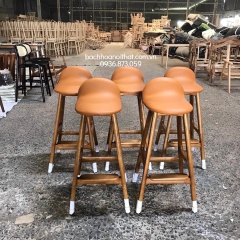 GHẾ BAR BỌC NỆM CHÂN GỖ - BAR57