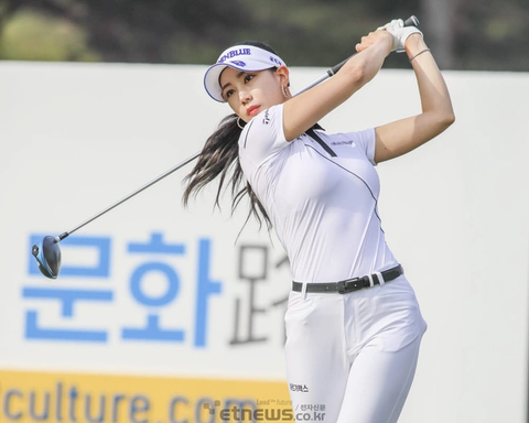 Luật chơi gôn năm 2019: Làm thế nào để nới lỏng luật chơi gôn trong khu vực penalty?