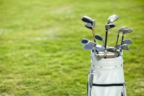 Phân biệt dụng cụ golf giả và dụng cụ golf thật
