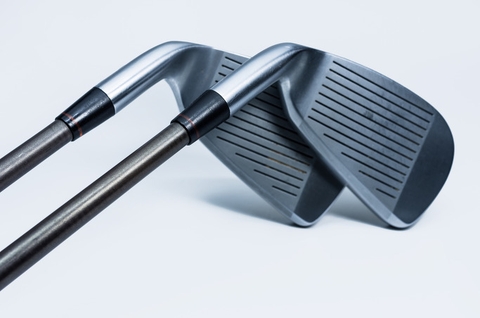 Cách đánh gậy sắt tốt theo điều kiện sân golf