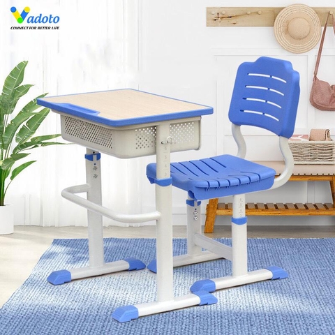 VÌ SAO PHẢI QUAN TÂM ĐẾN KÍCH THƯỚC BÀN GHẾ CHO CON ?