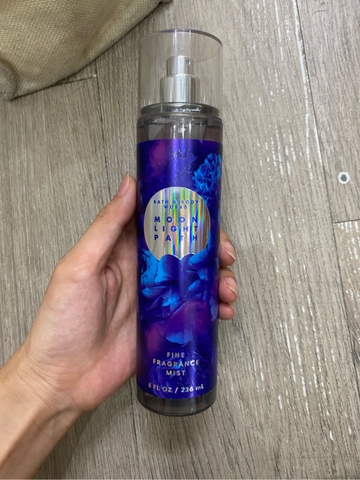 Xịt Thơm Body Bath & Body Works Moon Light Path 236ml
