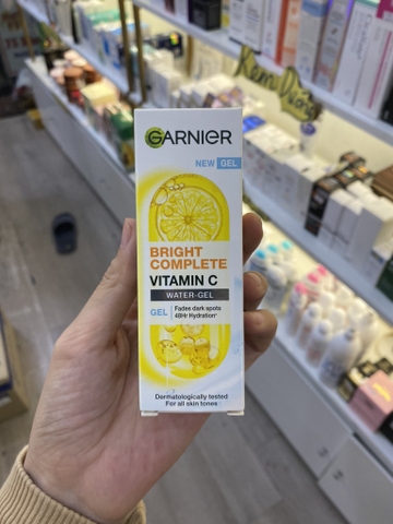 gel dưỡng sáng da garnier vitamin c