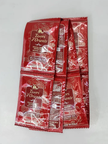 Dây 12 Gói Sữa Tắm Tesori Thanh Long 9ml