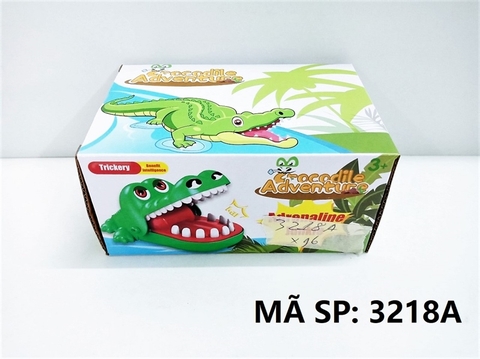 Hộp cá sấu cắn tay3218A