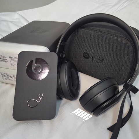Beast Solo 4 Wireless On Ear Headphone Jennie Special Edition 