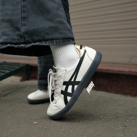 ONITSUKA TIGER TOKUTEN WHITE/BLACK GOLD (1183B938-100)