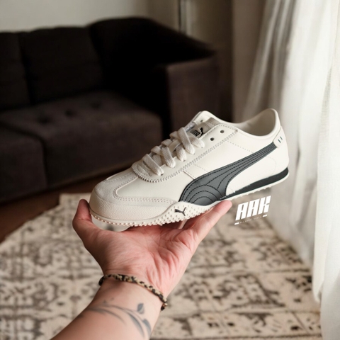 PUMA BELLA UT ‘WHITE BLACK’ (402186-01)