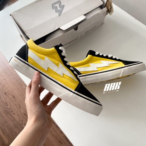 REVENGE X STORM RS588977 004YE