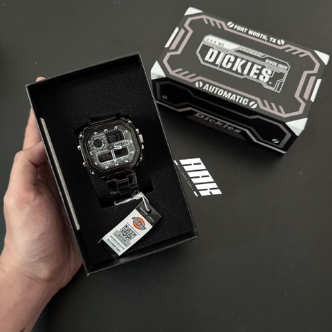 Dickies Quartz  Square Watch/Black