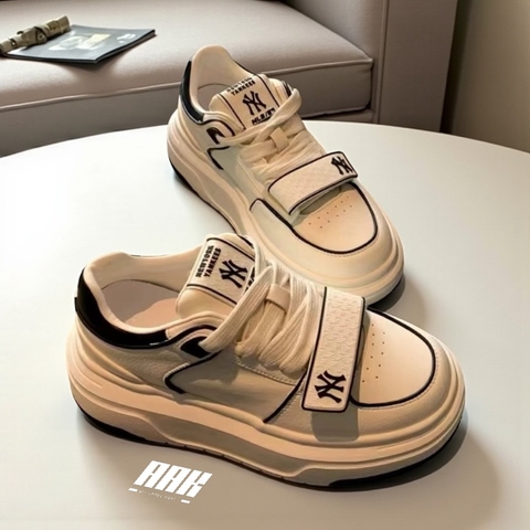 MLB CHUNKY LINER MID BASIC NEW YORK YANKEES (3ASXLMB3N-50BKS)