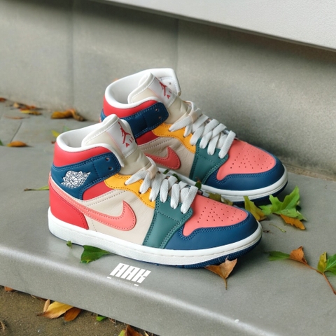 NIKE AIR JORDAN 1 MID SE 'MULTI COLOR' - (DN3738 400)