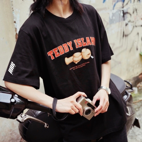 TEDDY ISLAND TEE - LYING TEDDY LOGO (22SS18)