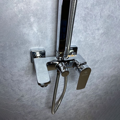 Sen Cây Tắm Đứng Vuông OB_9001V