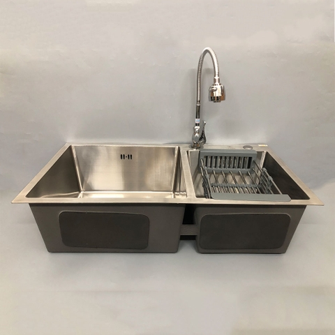 CB Chậu rửa bát 2 hố lệch 8245L + Vòi bếp đơn JA612