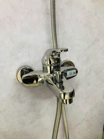 Sen Tắm Gắn Tường Nóng - Lạnh - OB_454