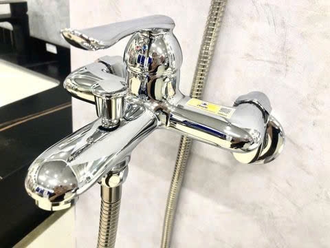 Sen Tắm Gắn Tường Nóng - Lạnh OB_441