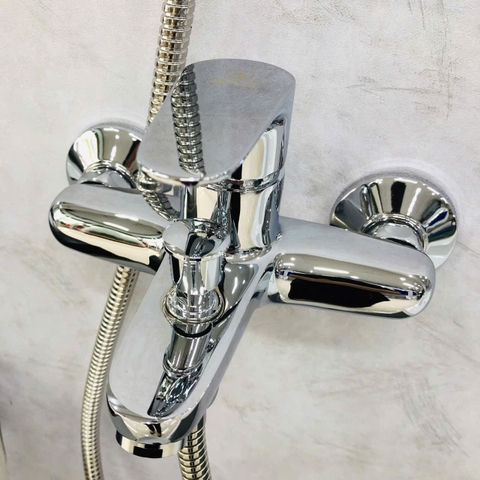 Sen Tắm Gắn Tường JIAS