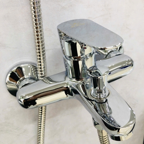 Sen Tắm Gắn Tường JIAS