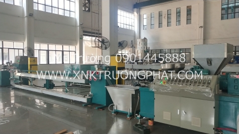 máy đùn dây nhựa giả mây 1 ra 4 tốc độ cao