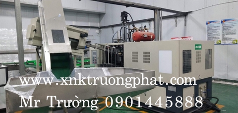 Lắp đặt máy thổi chai PET tự động