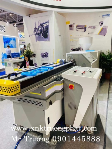 Máy đùn ống ruột gà PP PE PA PVC