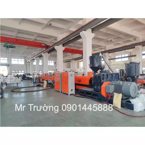 máy đùn màng seal nắp chai