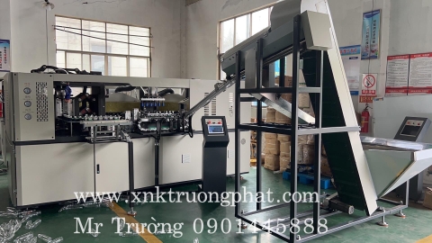Máy thổi chai PET Tự động  1 ra 6