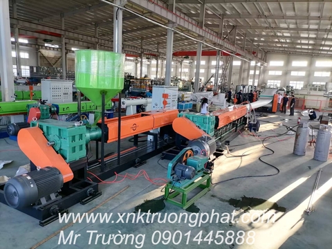 nghiệm thu máy làm hộp cơm xốp khổ 1100x1250mm