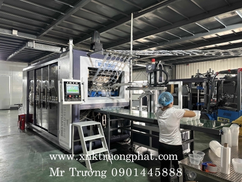 Máy làm cốc nhựa dùng 1 lần 750 servo Trường Phát