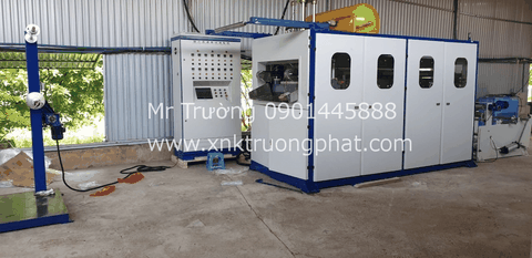 Lắp đặt bàn giao máy làm cốc nhựa dùng 1 lần