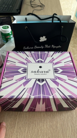 QUÀ TẶNG NGÀY PHỤ NỮ VIỆT NAM 20/10 - NƯỚC HOA HỒNG SAKURA
