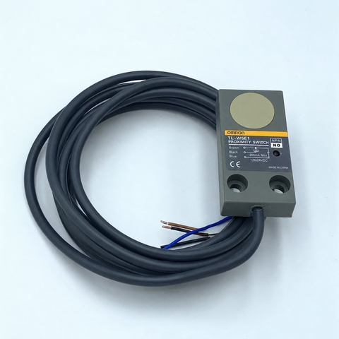Cảm biến tiệm cận Omron TL-W5E1 5mm NPN NO 12–24VDC