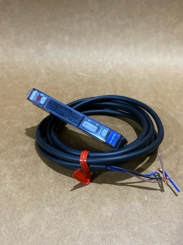 Bộ khuếch đại sợi quang FS-V21R